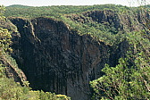 090_tiefe_schlucht.jpg