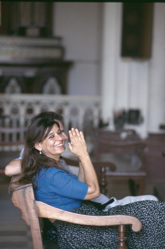 008_kakia_in_kirche.jpg