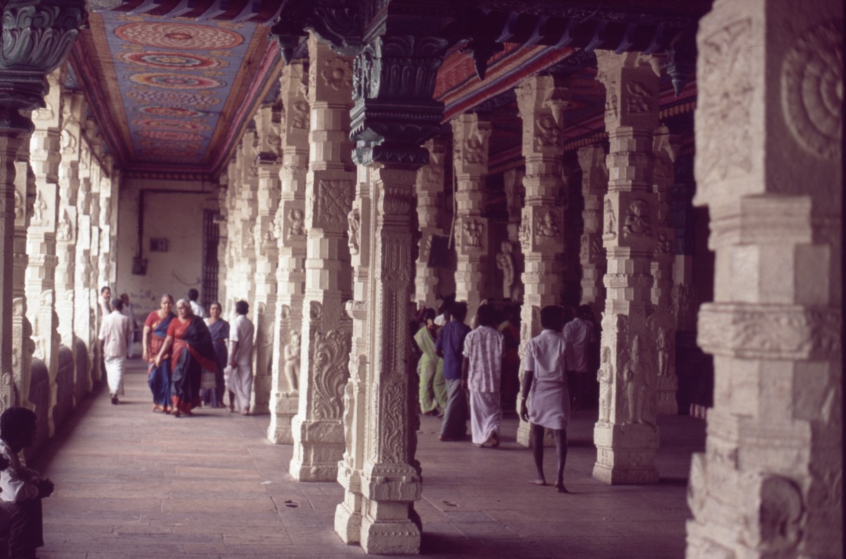 049_wandelhalle.jpg