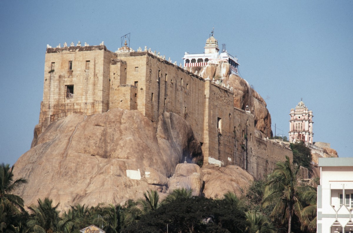 166_tempel_in_der_abendsonn.jpg