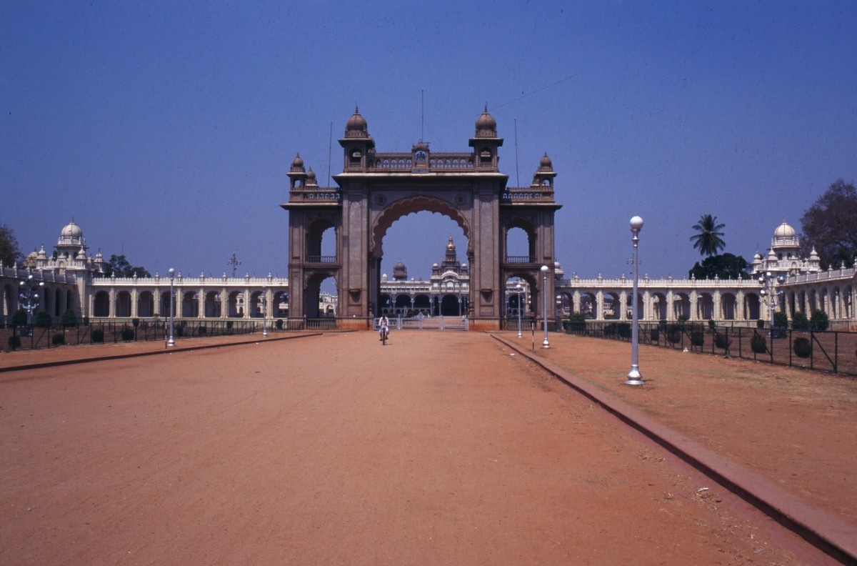 367_eingang_city_palace.jpg