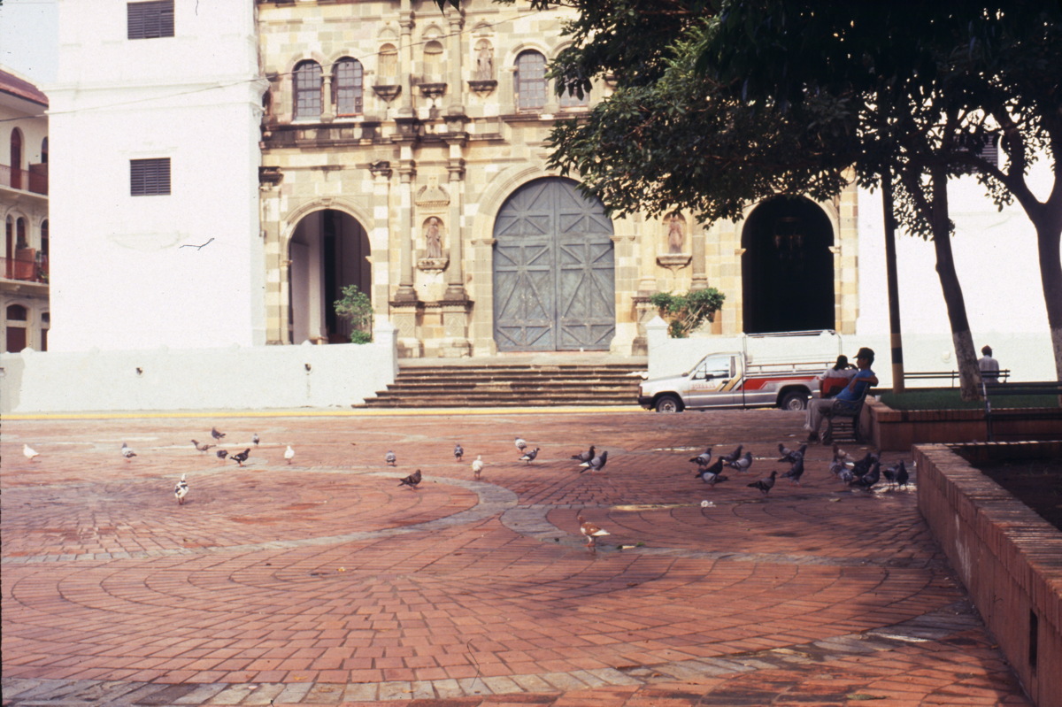 023_nochmal_zocalo.jpg
