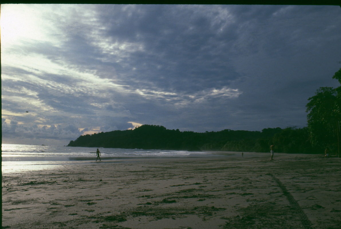 093_playa_manuel_antonio.jpg