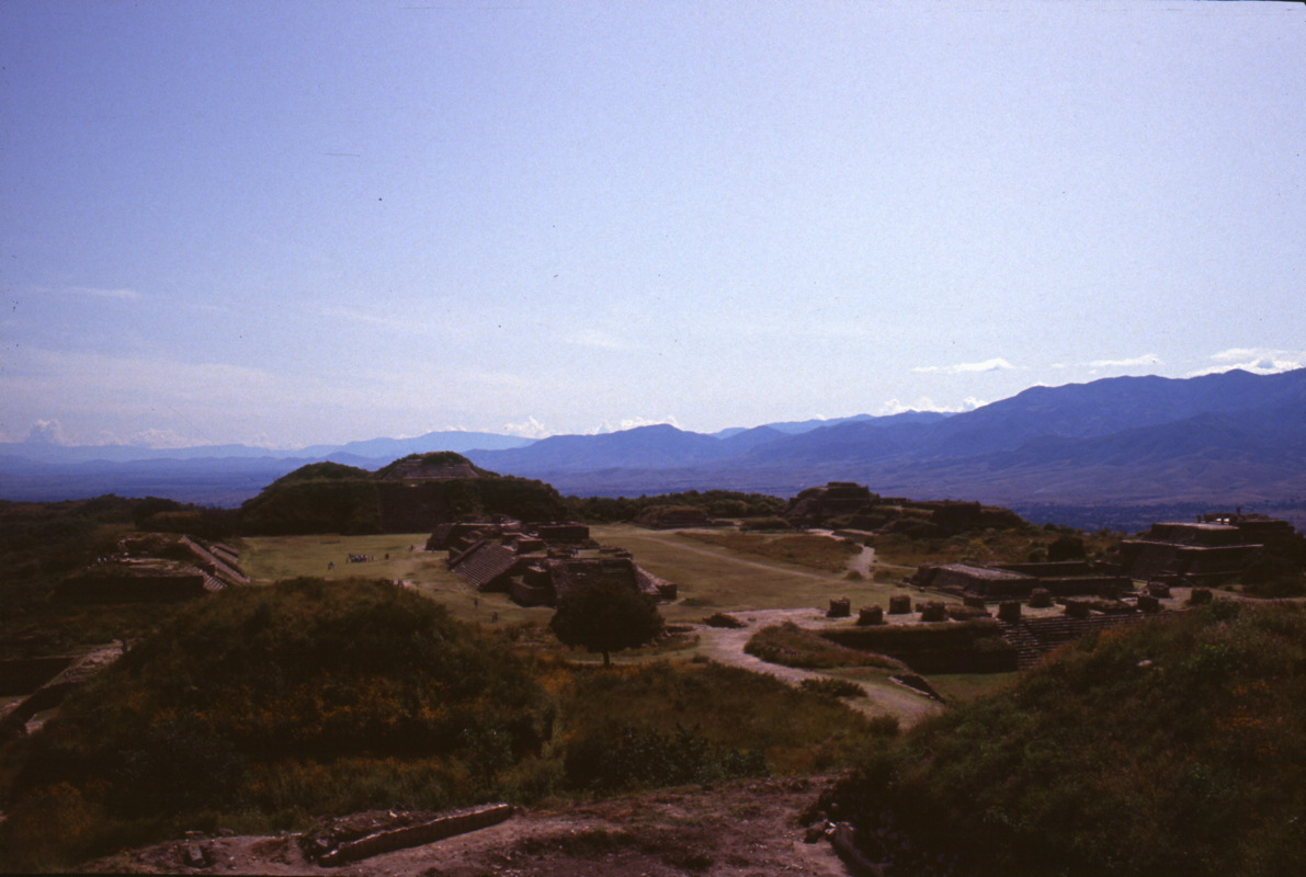 140_ruineniv.jpg