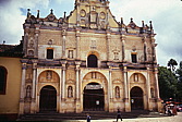 119_kirchenfassade.jpg