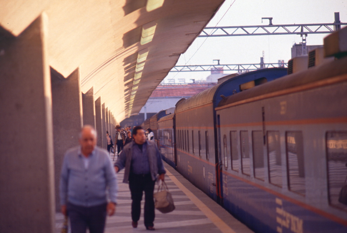 171_bahnsteig_in_mexico_city.jpg