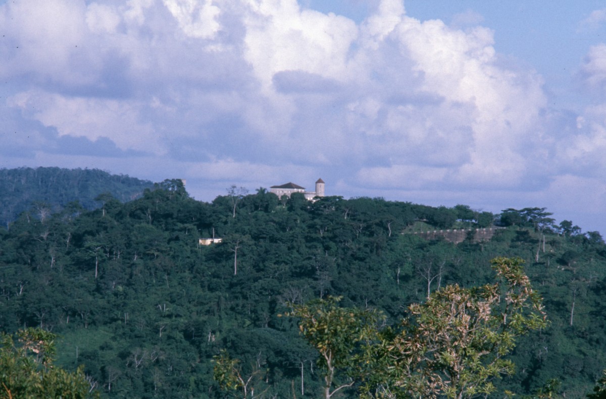 022_praesidentenpalast.jpg