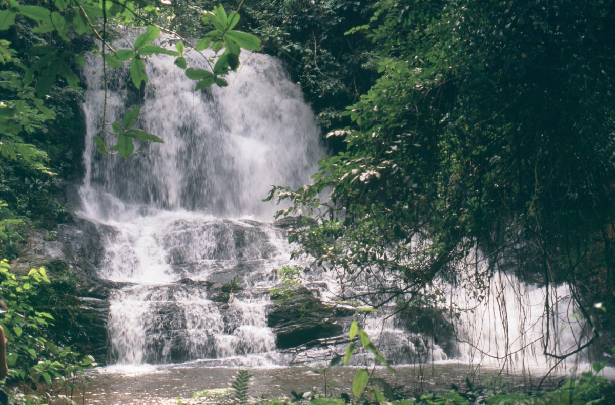 044_am_wasserfall.jpg