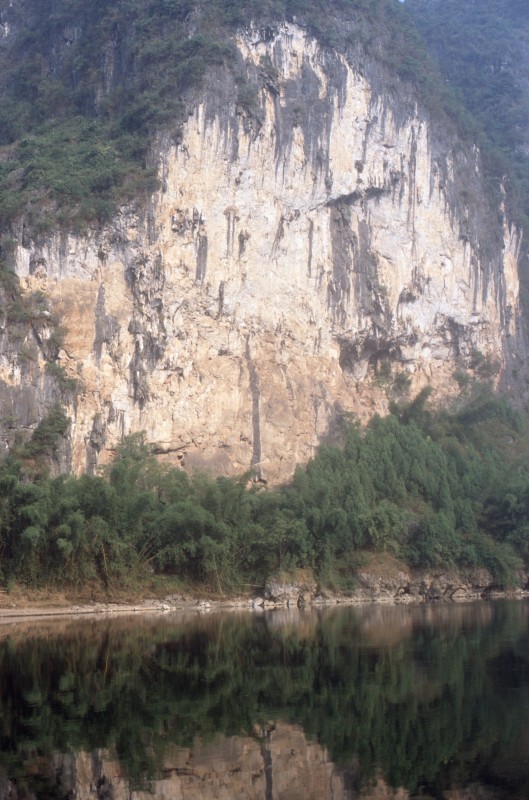 184_felswand.jpg