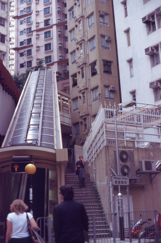247_phaenomenale_rolltreppe.jpg