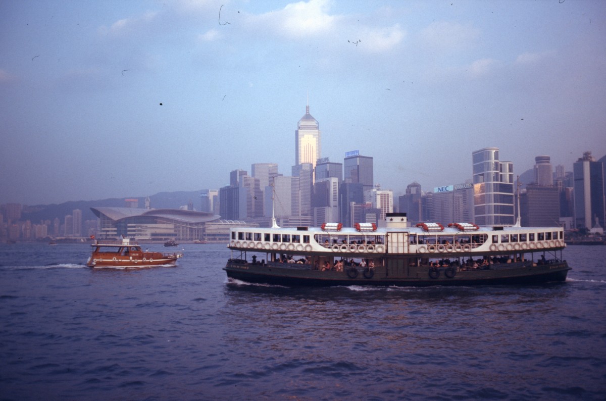 260_faehre_nach_kowloon.jpg