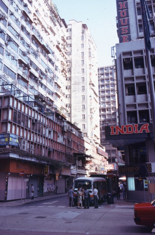 262_morgendliche_strassenszene.jpg