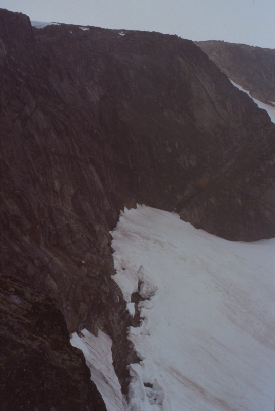084_mulde_mit_gletscher.jpg