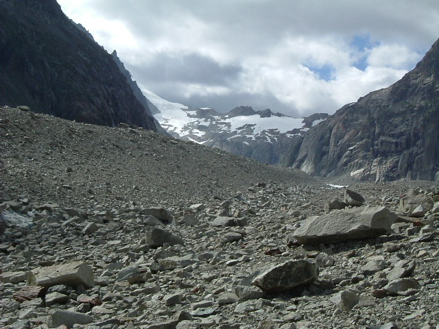 012_geroellfeld.jpg