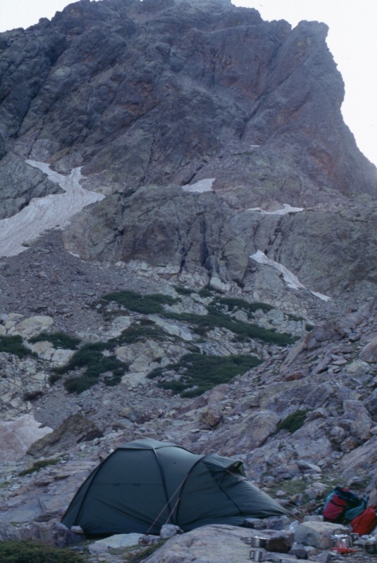 013_zelt_am_berg.jpg