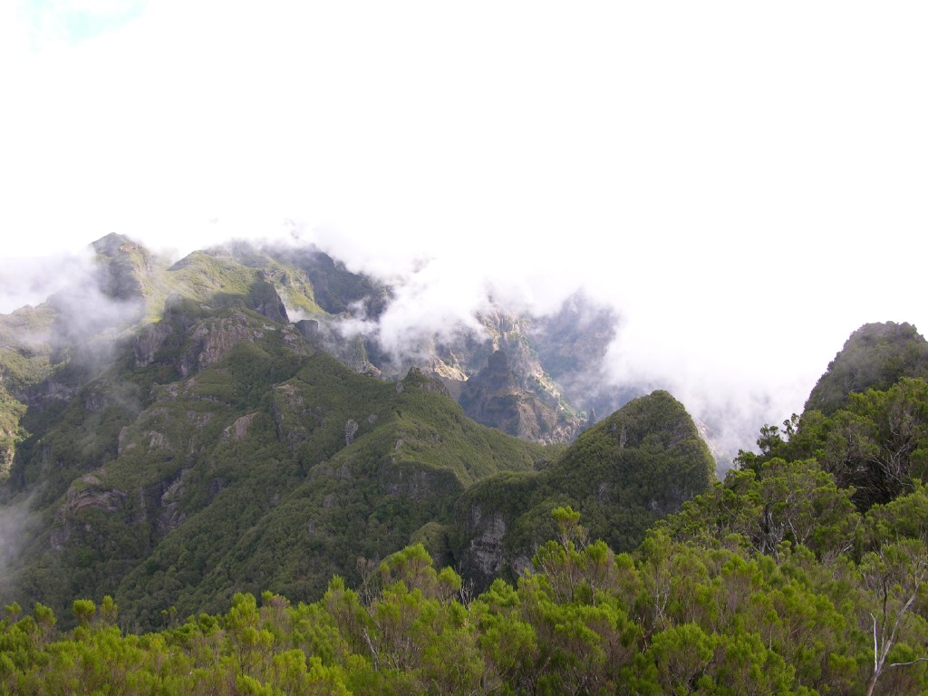 086_blick_richtung_pico_ruivo.jpg