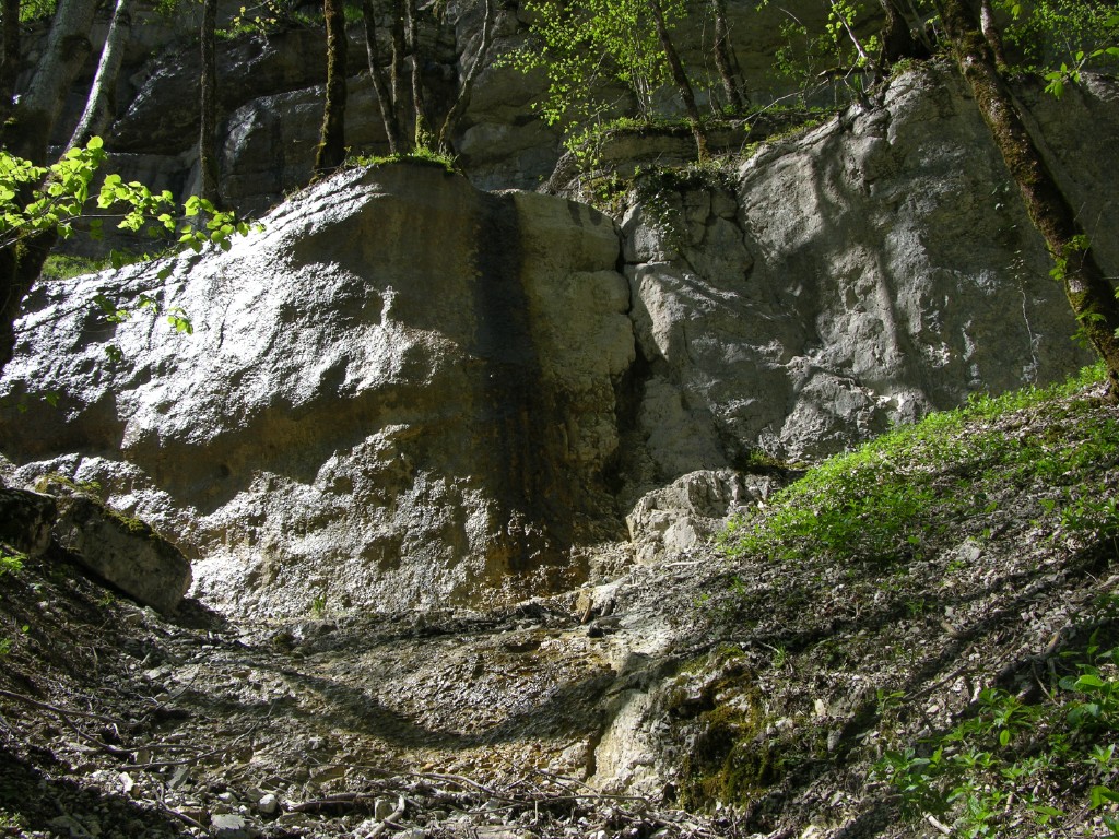 020_felswand.jpg