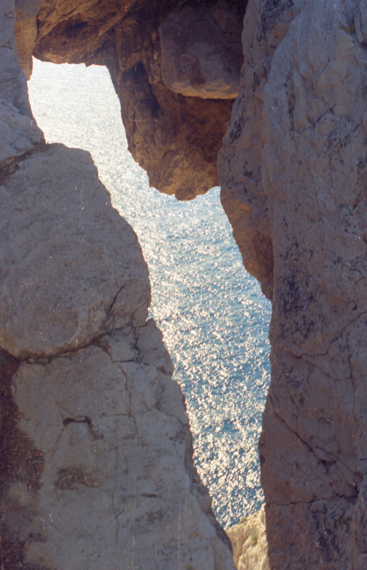 033_blick_durch_das_loch.jpg