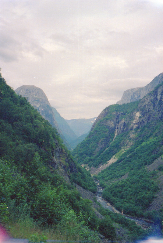 050_steiles_seitental.jpg