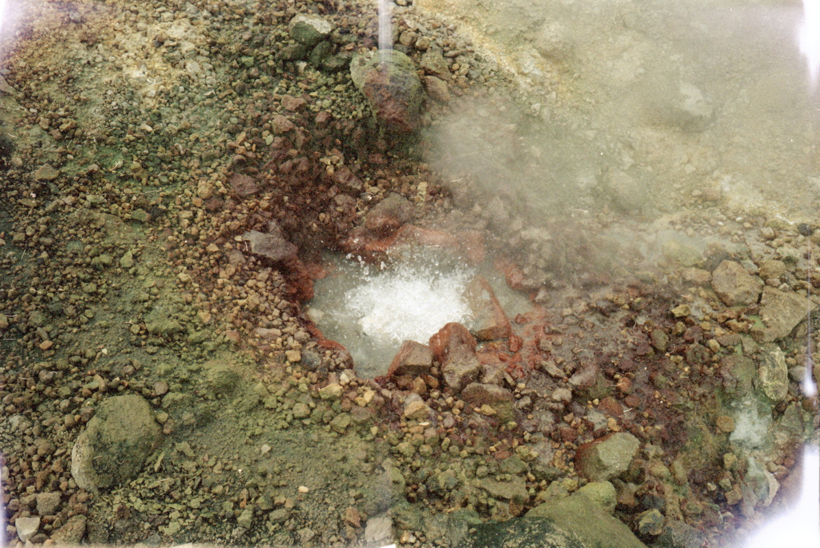 112_mehr_blubbernde_loecher.jpg