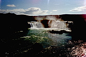 101_nochmal_wasserfall.jpg