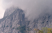 165_felswaende_im_nebel.jpg