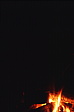 065_nochmal_lagerfeuer.jpg