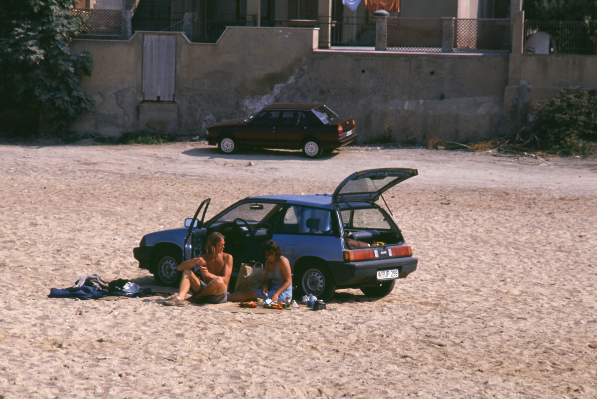 051_fruehstueck_am_strand.jpg