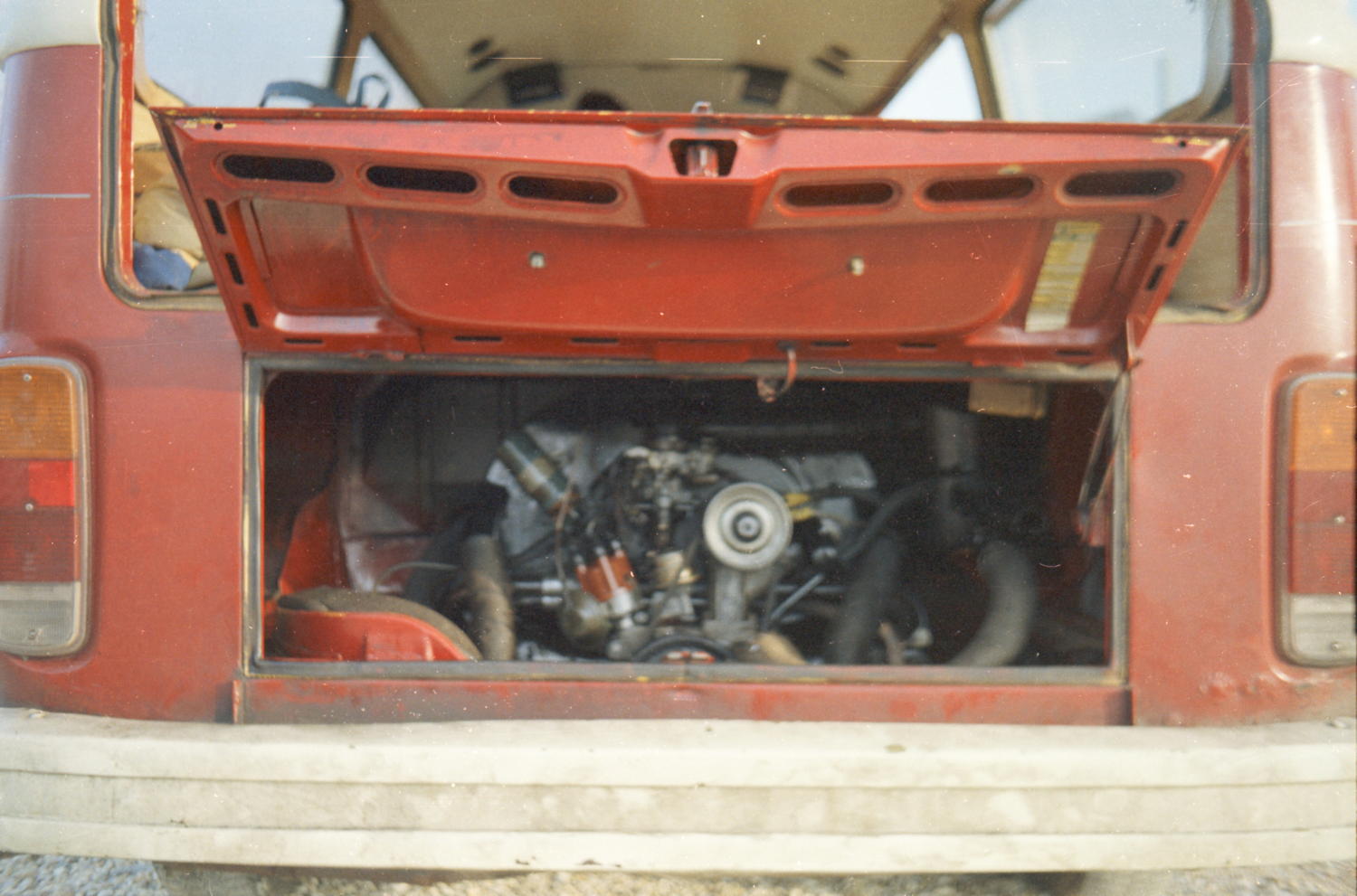003_motor_hin.jpg