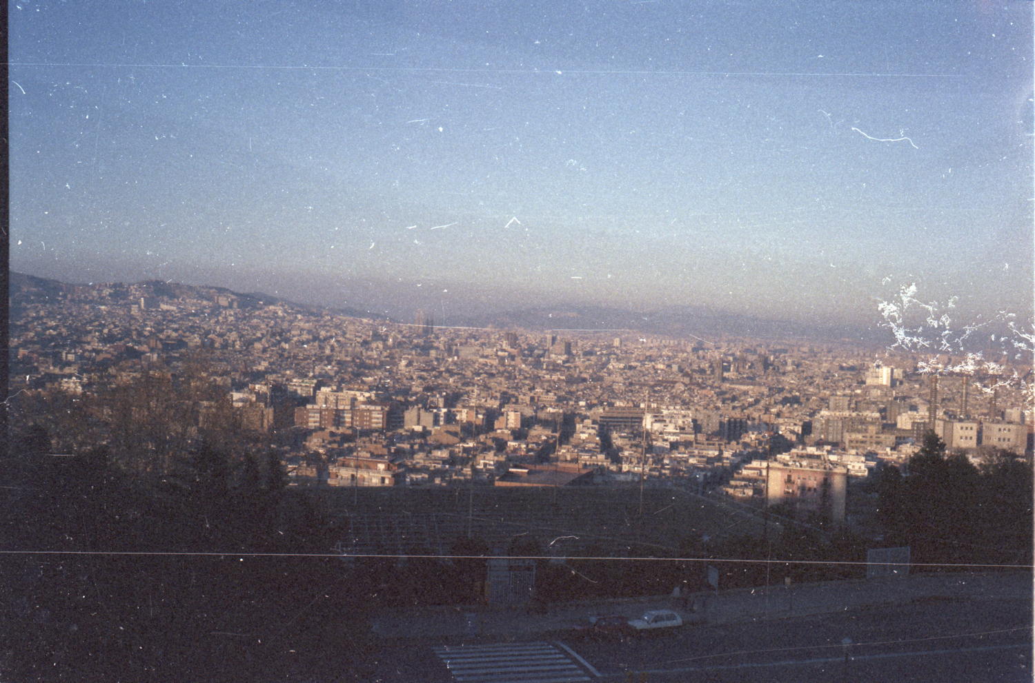 013-ueber_der_stadt.jpg